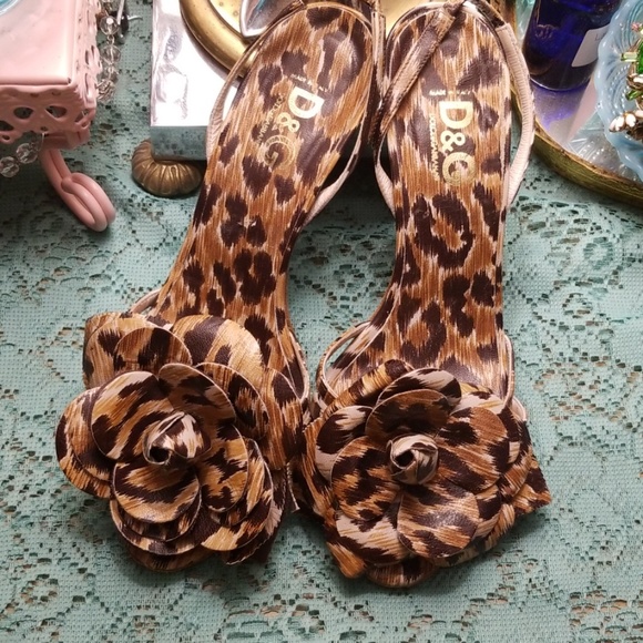 Dolce & Gabbana Shoes - Dolce&Gabbana leapord flower heels